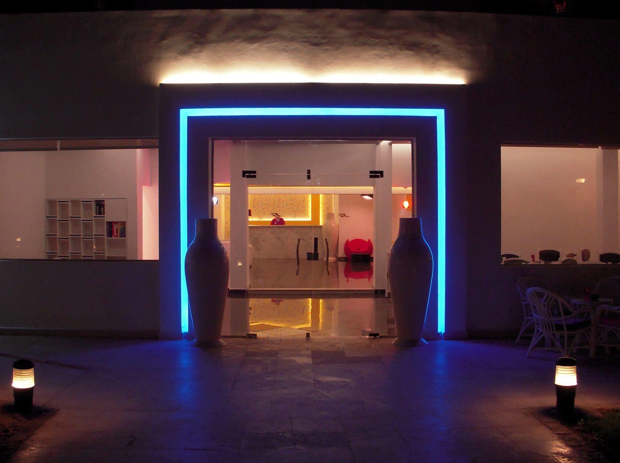 Smartline Colour Beach Hotel Hurghada Exterior photo